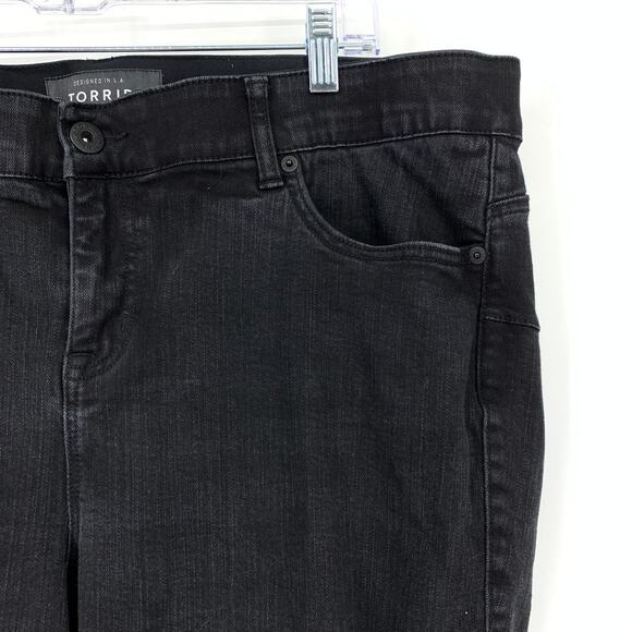 Torrid Bombshell Skinny Jeans Womens Size 20 Regular Premium Stretch Black Wash - Picture 3 of 7